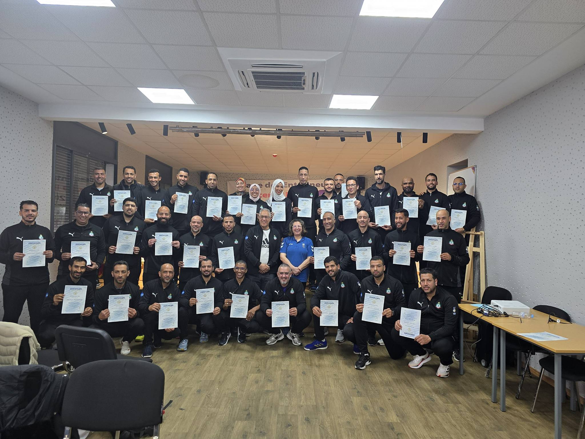 الجامعة الملكية المغربية لكرة اليد تنظم دورة تكوينية لنيل رخصة IHF- D لفائدة المدربين